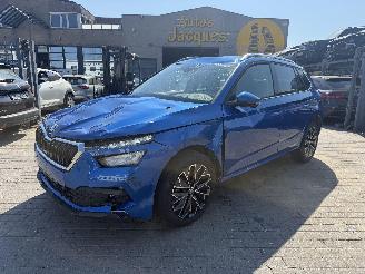 krockskadad bil auto Skoda Kamiq 1.0 AMBITION 2023/2