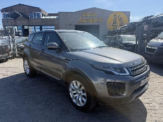 uszkodzony samochody osobowe Land Rover Range Rover EVOQUE 2.0 SE 2018/3