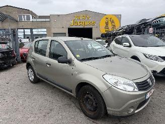  Dacia Sandero 1.2B 2010/5