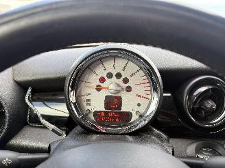 Mini Coupé COOPER S picture 14