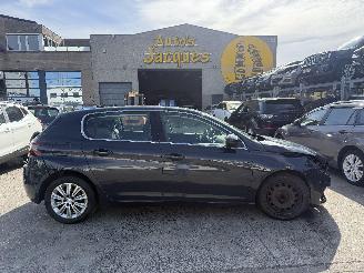 Auto incidentate Peugeot 308 1.5 HDI AUTOMAT 2019/7