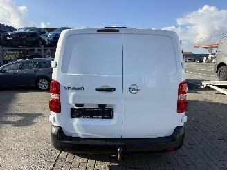 Opel Vivaro 1.5 TURBO C EDITION picture 9