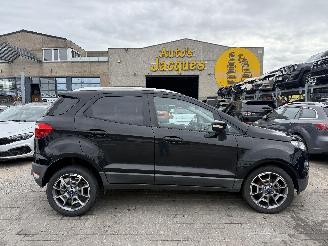 Vaurioauto  passenger cars Ford EcoSport 1.0 TITANIUM 2017/4