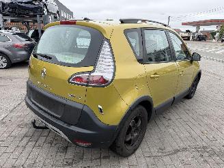 Renault Scenic 1.5 DCI XMOD picture 12