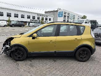 Renault Scenic 1.5 DCI XMOD picture 9