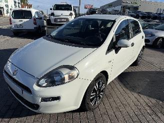 Fiat Punto 1.2I picture 3