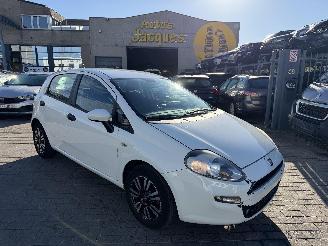 Unfallwagen Fiat Punto 1.2I 2015/2