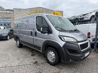 Unfallwagen Peugeot Boxer 2.2 BLUEHDI L2H1 2020/2