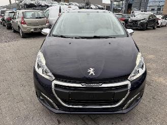 Peugeot 208 1.2 STYLE picture 8