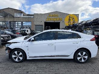 Avarii autoturisme Hyundai Ioniq PLUG-IN HYDBRID 2018/3