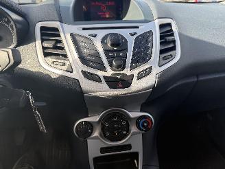 Ford Fiesta 1.6 TDCI COMFORT picture 20