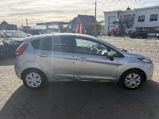 Ford Fiesta 1.6 TDCI COMFORT picture 6