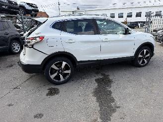 Nissan Qashqai 1.2 DIG-T TEKNA picture 4