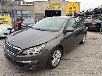 skadebil auto Peugeot 308 1.2 ACTIVE 2015/3