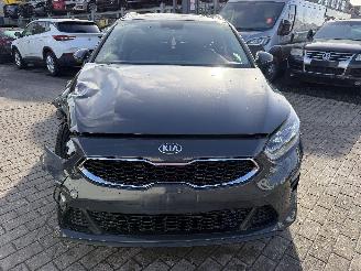 Kia Ceed 1.0 T-GDI picture 3