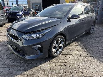 Kia Ceed 1.0 T-GDI picture 2