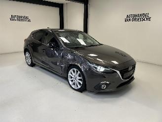 Auto incidentate Mazda 3 SKYCRUISE/ AUTOMAAT 2016/4