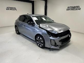 Coche accidentado Peugeot 208 ALLURE 2024/5