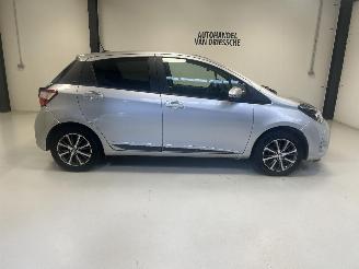Toyota Yaris  picture 2