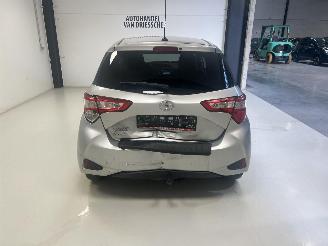 Toyota Yaris  picture 4