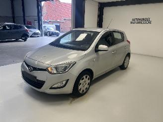 Hyundai I-20  picture 8