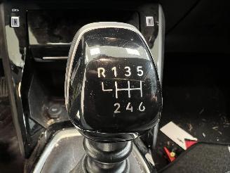 Peugeot 208 ALLURE picture 17