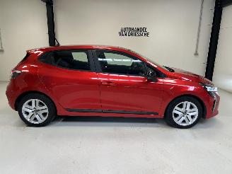 Renault Clio  picture 2