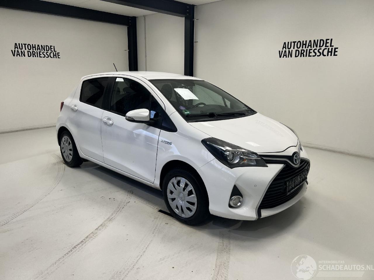 Toyota Yaris HYBRIDE