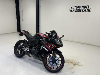 krockskadad bil motor Aprilia RS 125 RACING 2024/4