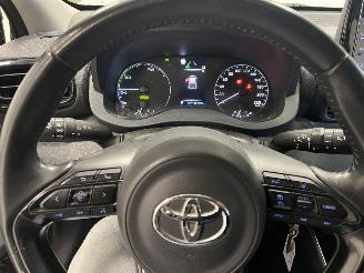 Toyota Yaris HYBRIDE picture 13