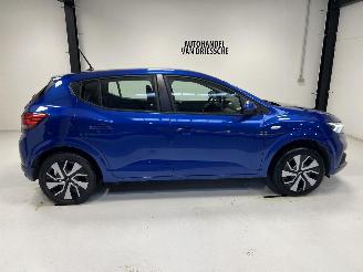 Dacia Sandero  picture 2