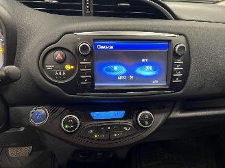 Toyota Yaris HYBRIDE picture 15