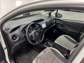 Toyota Yaris HYBRIDE picture 13