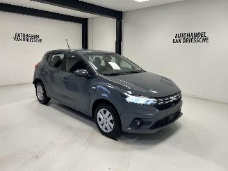 Coche accidentado Dacia Sandero AUTOMAAT 2024/4