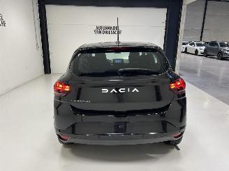 Dacia Sandero  picture 4