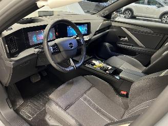 Opel Astra GS LINE picture 14