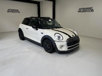 Vaurioauto  passenger cars Mini Cooper PANORAMA 2014/10