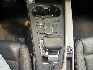 Audi A4 S-TRONIC picture 17