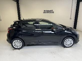 Nissan Micra  picture 2