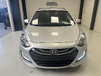 Hyundai I-30  picture 9