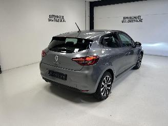 Renault Clio  picture 3