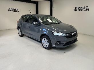 skadebil auto Dacia Sandero LPG+ESSENCE 2024/3