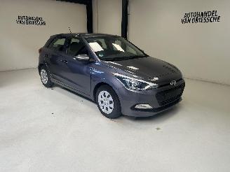 Voiture accidenté Hyundai I-20 NUR 31000KM 2016/6