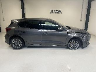 Unfallwagen Ford Focus ST-LINE 2023/2