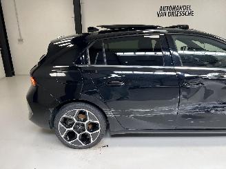 Opel Astra ULTIMATE/AUTOMAAT picture 3