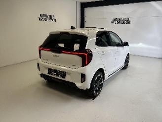 Kia Picanto  picture 3