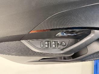 Peugeot 2008  picture 13