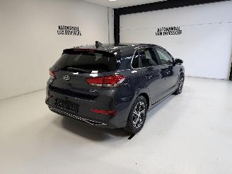 Hyundai I-30 AUTOMAAT picture 5