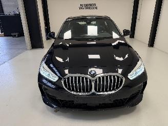 BMW 1-serie M-PACK picture 9