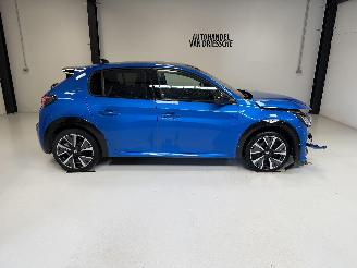 krockskadad bil auto Peugeot 208 GTLINE/AUTOMAAT/PANO 2022/1